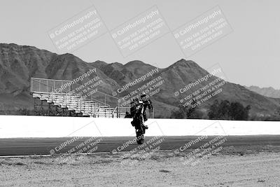 media/May-06-2024-Moto Forza (Mon) [[b33359f27d]]/Around the Pits/